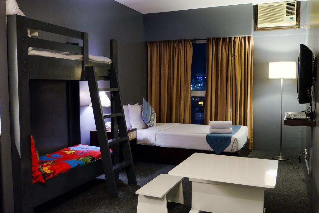 Millenia Suites Pasig City Zewnętrze zdjęcie